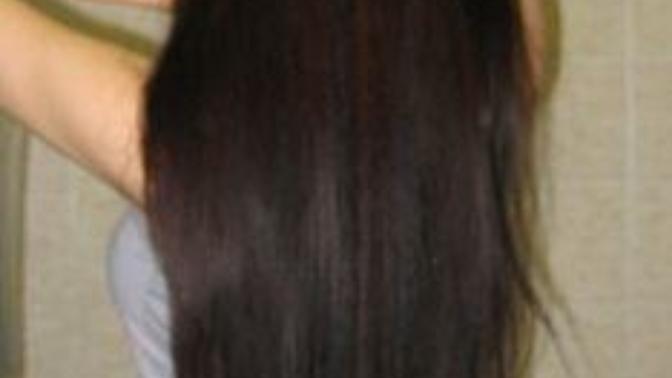 Girls which hair do you think looks nicer?