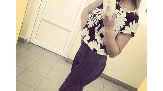 Guys, do you like my pic? Is it CUTE, PRETTY or BEAUTIFUL? Also, what do you think about this SITUATION: (PLEASE READ, THANK YOU) ?