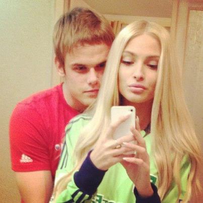 Alena Shishkova gave up her beta nice guy for a Alpha badboy?