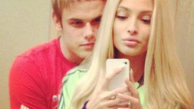 Alena Shishkova gave up her beta nice guy for a Alpha badboy?