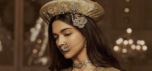 British women or Indian women? Which women are more beautiful?