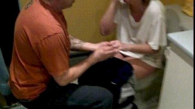 What would you do if your man proposed while you're in the bathroom?