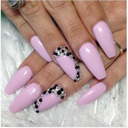 Which type of nails do you love?