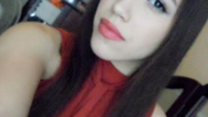 (YES I'M A REAL FEMALE) Does the extra hair and plump on lips make me look more feminine?