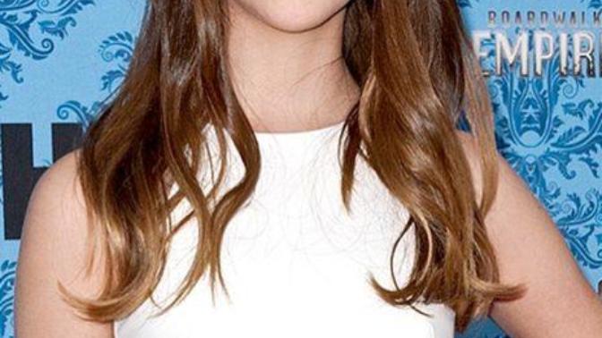 Do you think she looks better as a blonde or brunette?