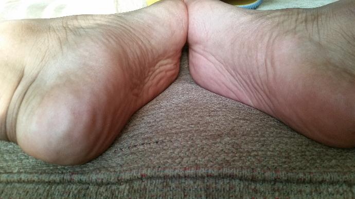 Nice male feet or ugly, what are some similarities or differences compared to how a lot of guy's feet look?