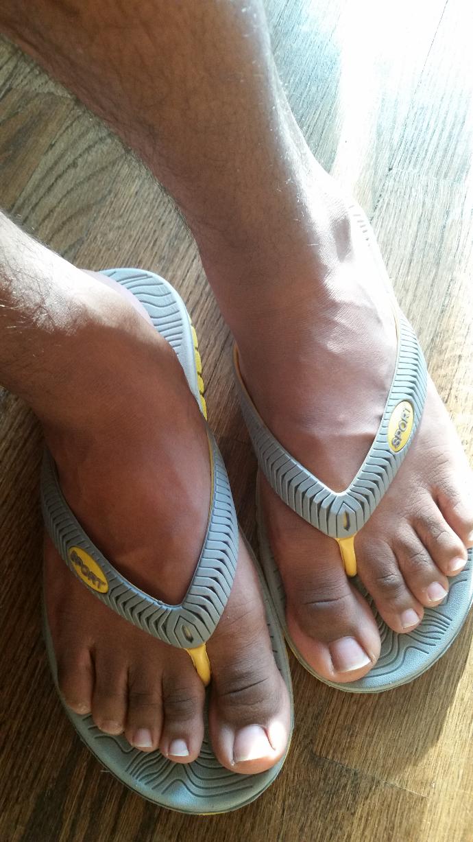 Nice male feet or ugly, what are some similarities or differences compared to how a lot of guy's feet look?