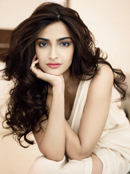 Which actress is more attractive? (Asking GUYS and GIRLS)?