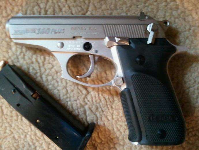 First pistol I should buy? Beretta92fs or Bersa Thunder 380 plus? 