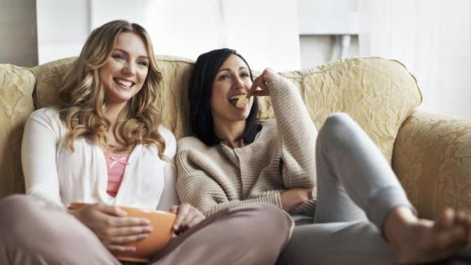 What do you think about people who discuss their sex life with their SO to their friends?