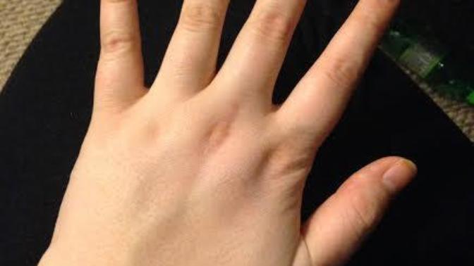 How would you describe the length/width/size of my fingers/hands?