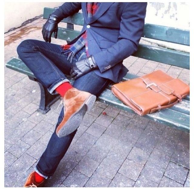 Girls, what's your take on men sitting like this (2 options)?