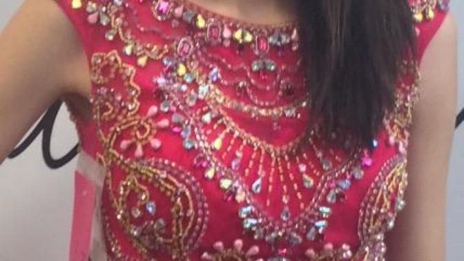 How should I do my hair for prom?
