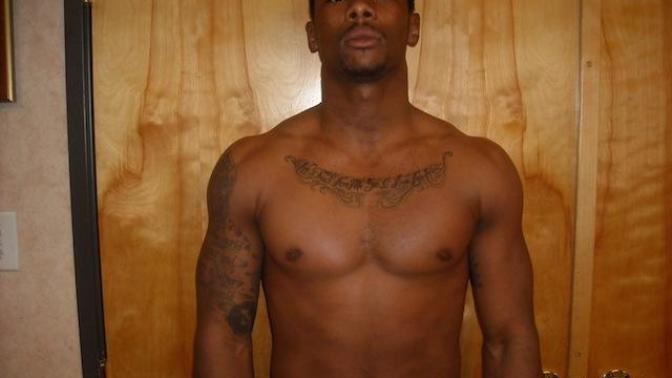 Abs without developed chest or chest without defined abs?
