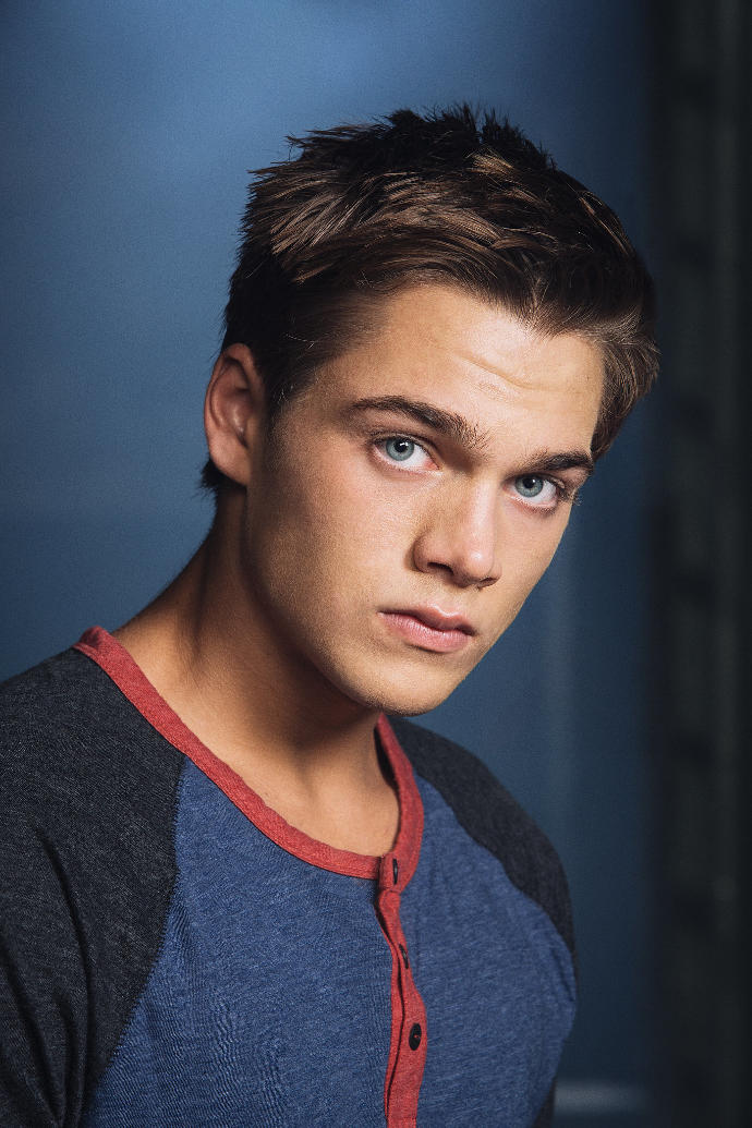 Girls, who's the most attractive guy in Teen Wolf?