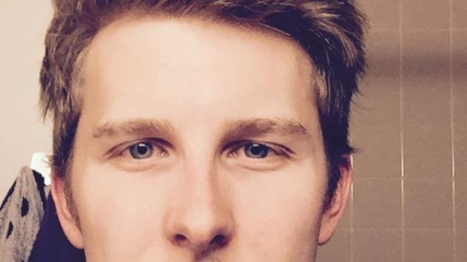 Girls, If you saw this guy (meself) on the street, what would you think?