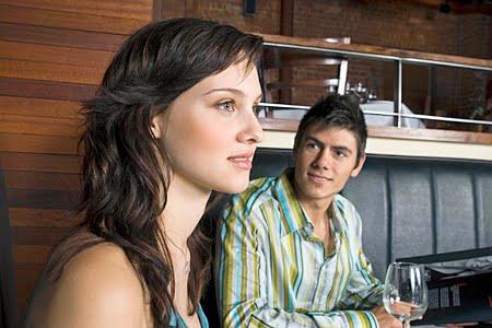 Why do women lose interest so fast in men ?