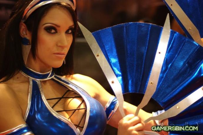 Do you find Princess Kitana attractive?