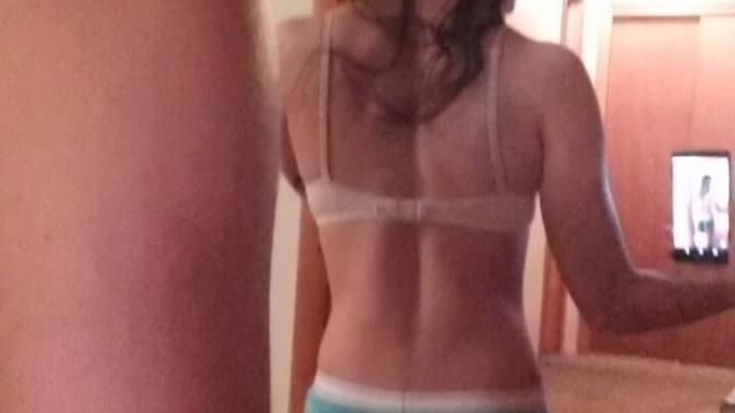 Guys, be honest, would you find this girl hot? No rude comments just honesty please?