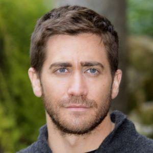 What makes this guy sexy in the eyes of women?