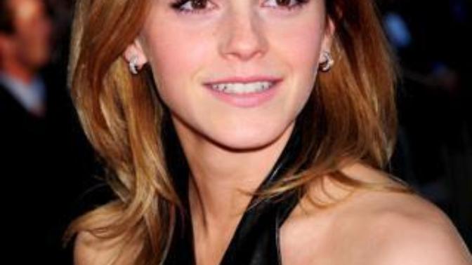 Which is prettier? Kristen Stewart or Emma Watson?