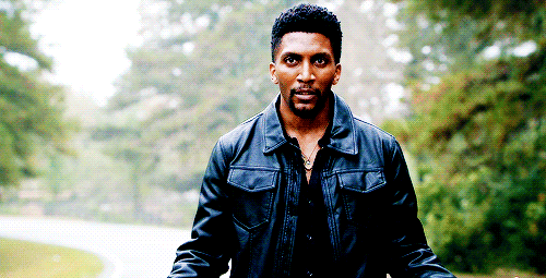 Girls, who's the most attractive guy in The Originals?