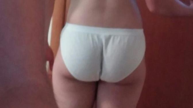 Tips on gaining weight for an average weighted, athletic female who simply wants to get thicker to be curvy?
