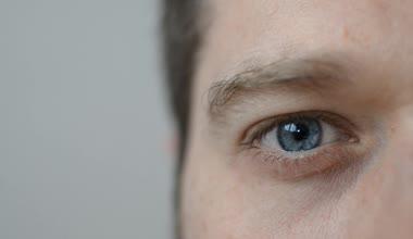 Girls, which eye colored men do you prefer? A colored eye guy or brown eyed guy?