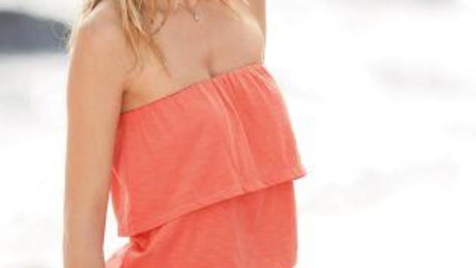 D'you think boob tubes are generally flattering or unflattering?
