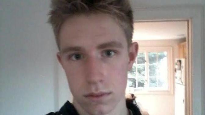 Girls am I attractive?