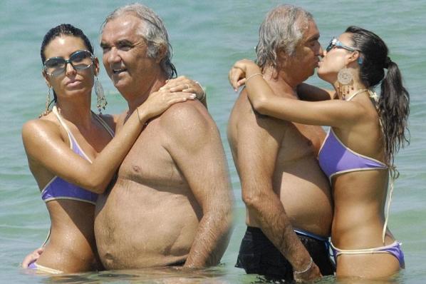 Is it true that 18-29 age range is the most condense point where girls are likely to be gold diggers ?