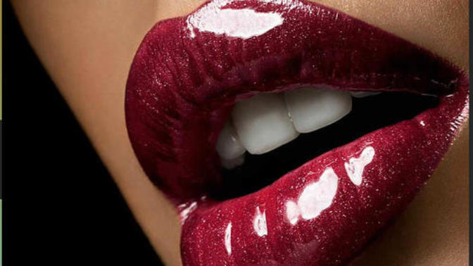 Which is more attractive, matte or glossy lips?