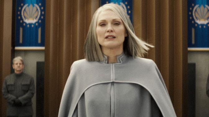 Does Hillary Clinton remind you of President Coin from The Hunger Games?