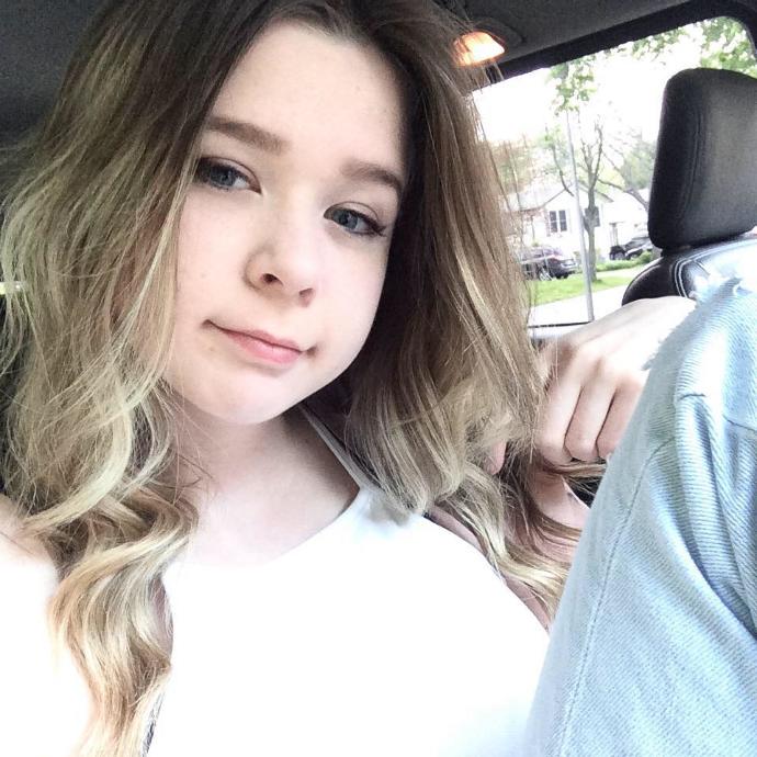 QUICK!! hair color advice needed before appointment?
