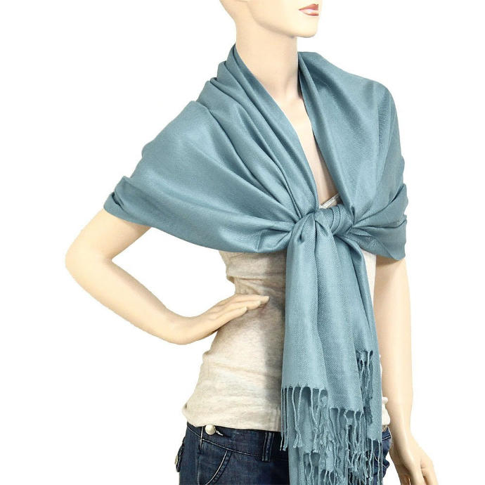 Having a clarifying 'talk' with a guy I may ask to be my boyfriend. I have chosen an outfit. Can you help coordinate colors /shades?