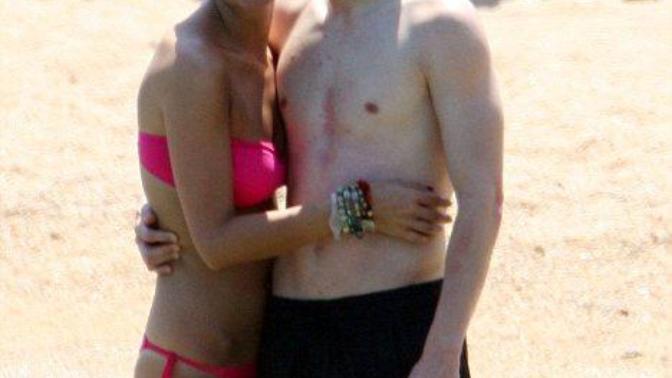 Is it true that really tan or olive skinned or dark skinned people are attracted to pale skin and vice versa?