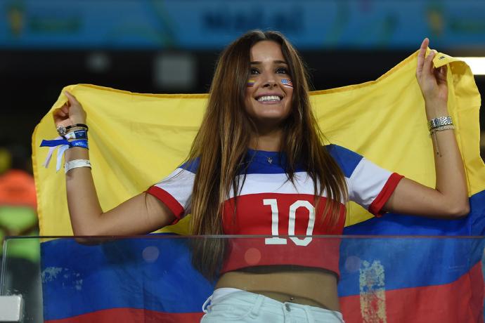 Why does Colombia have the most attractive women and most of them tend to age like vampires?