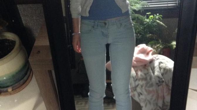(Pictures) Am I skinny?