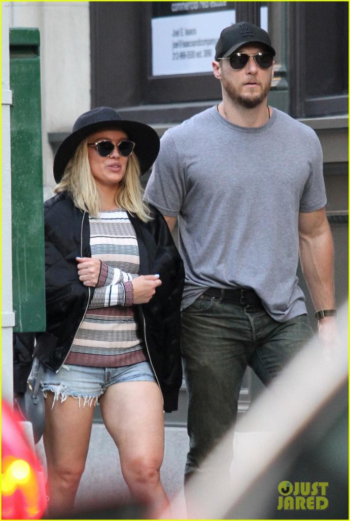 Is Hillary Duff a tiny body builder?