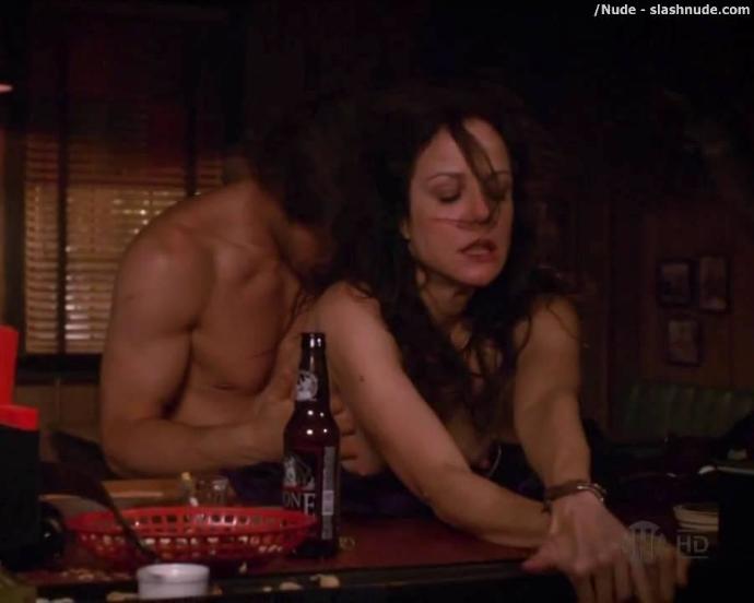 Would you date Nancy Botwin?