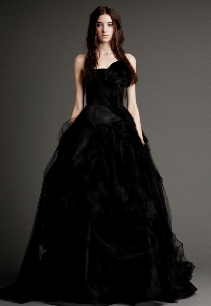 Girls, what would you wear for your future wedding? Guys, what would you like your future bride to wear for your wedding?