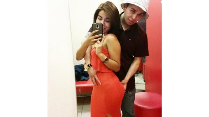 How many girls like these picture (me and my girlfriend) ?