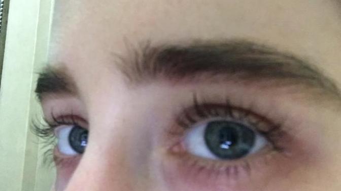 Do I have long eyelashes naturally or do I need extensions?
