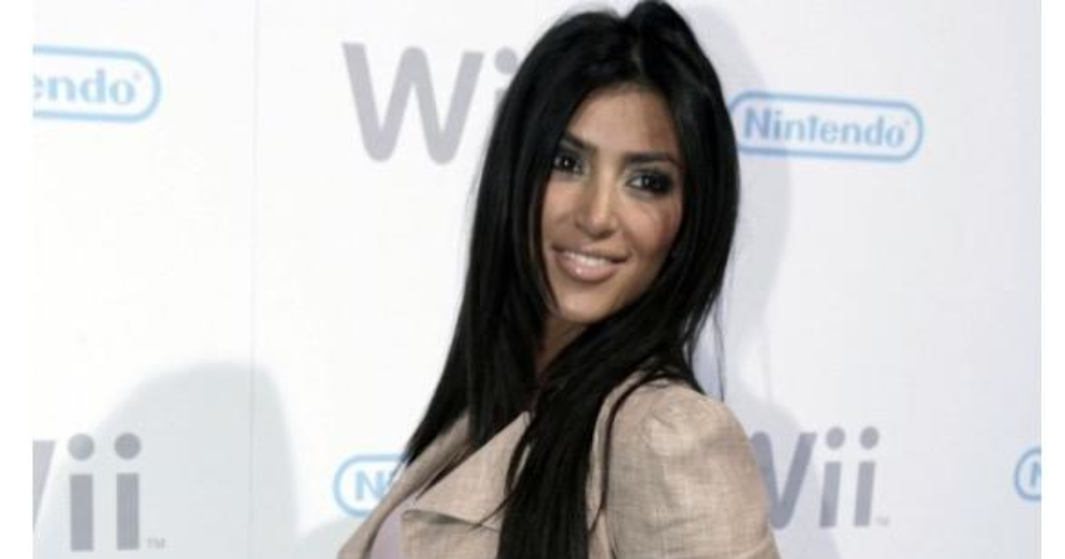 Do you think Kim kardashian has a fake butt? GirlsAskGuys