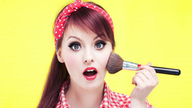 Do you ever think there are two kinds of "girly girls"?