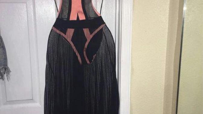 What does it mean when a girl sends you photos?