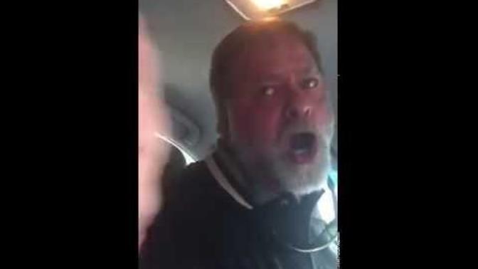 Who was wrong here: the Uber driver or the passenger?