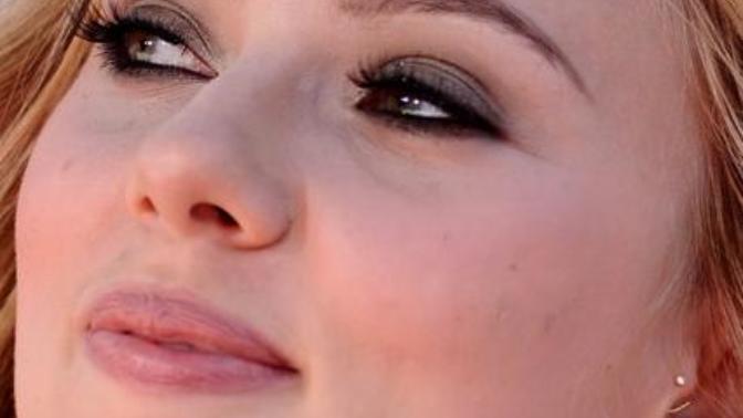 Are thinner (not thin as a pin) arched eyebrows more feminine looking than thicker straight eyebrows?