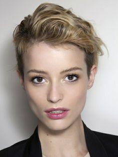 Which hairstyle do you prefer on women?