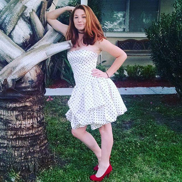 I am 17, in 12th, a ginger, 5'3 and 127lbs I have self-esteem issues since I was called "thunder thighs" in 6th grade by my crush. What do you think?